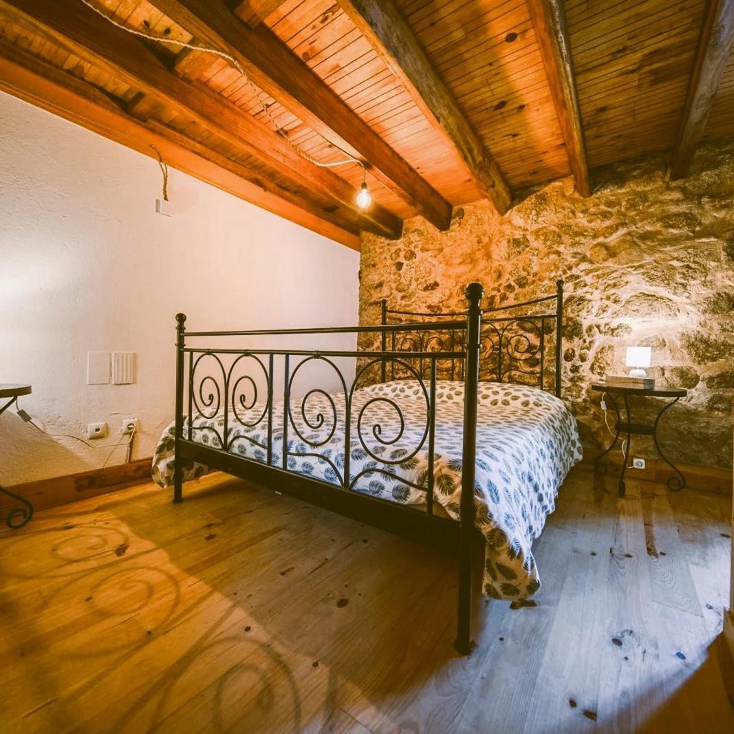 Refugio Dos Cartolas Сан-Мамеде-де-Инфешта Экстерьер фото